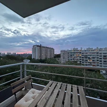 T3 Balcon Parking Clim 3mn Pied Metro 8 Et T3 Apartment Paris